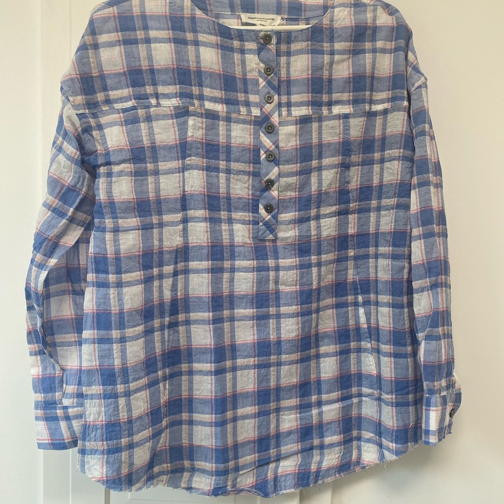 Beach lunch lounge collection shirt. NWT